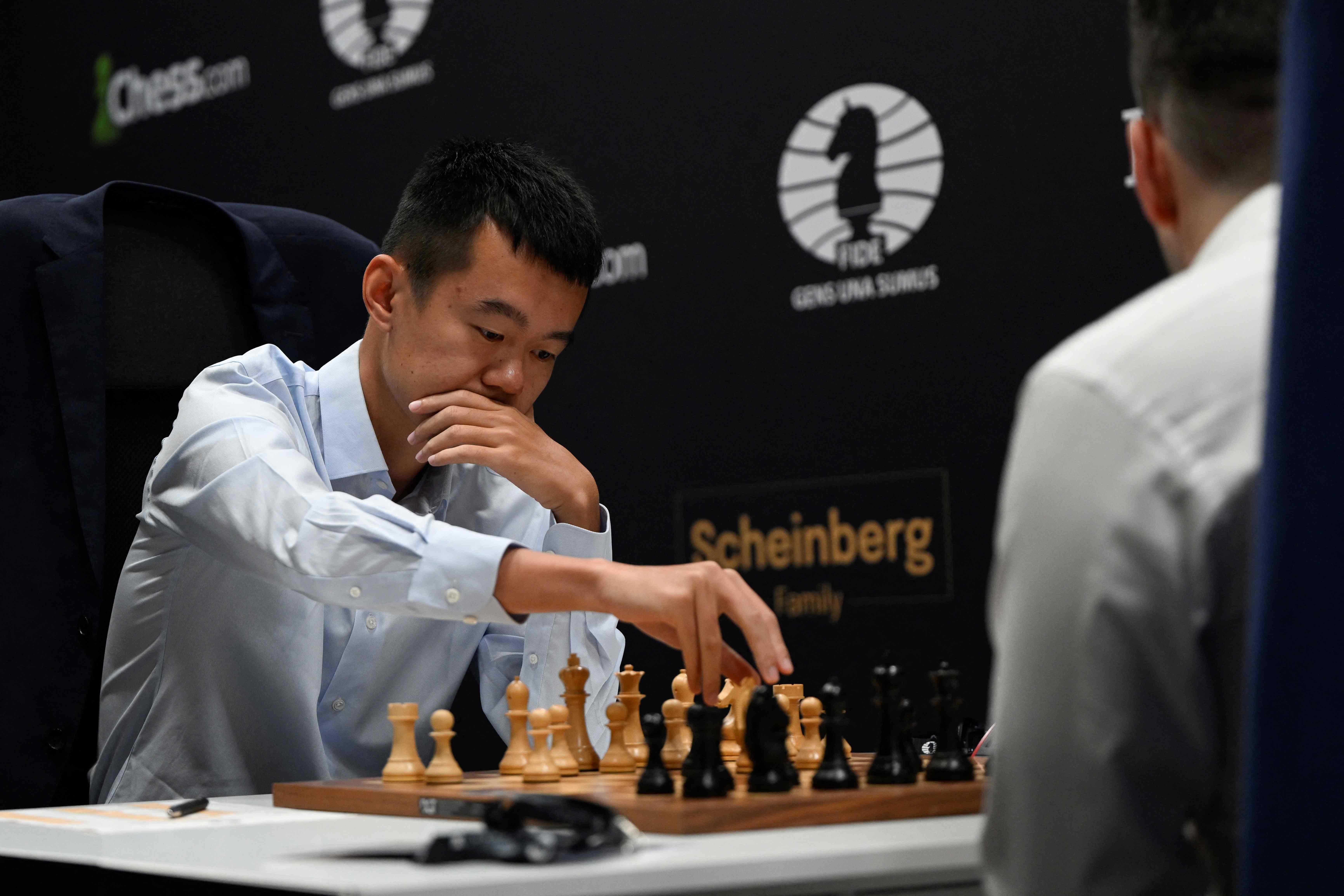 China tem seu primeiro campeão mundial de xadrez, vencendo russo